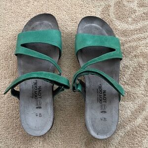 Naot Women's Emerald Green Sandals